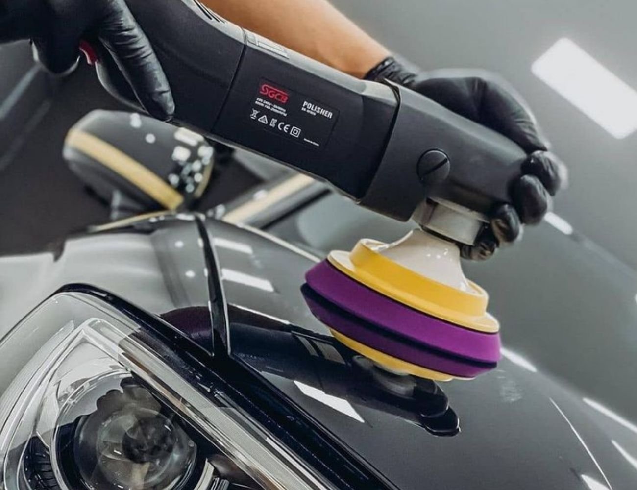 Car Body Repair Service - polising (2)